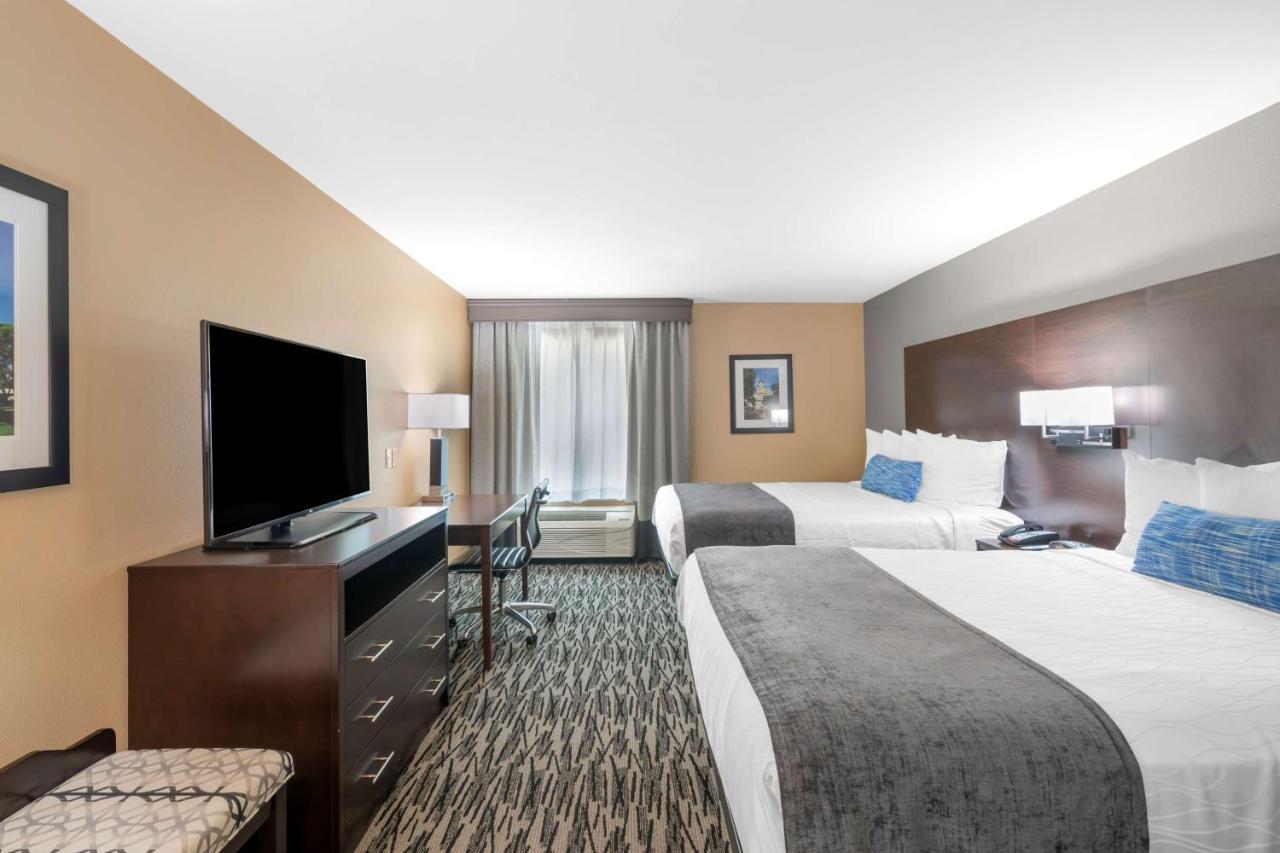 Best Western Plus Denton Inn & Suites Exteriér fotografie